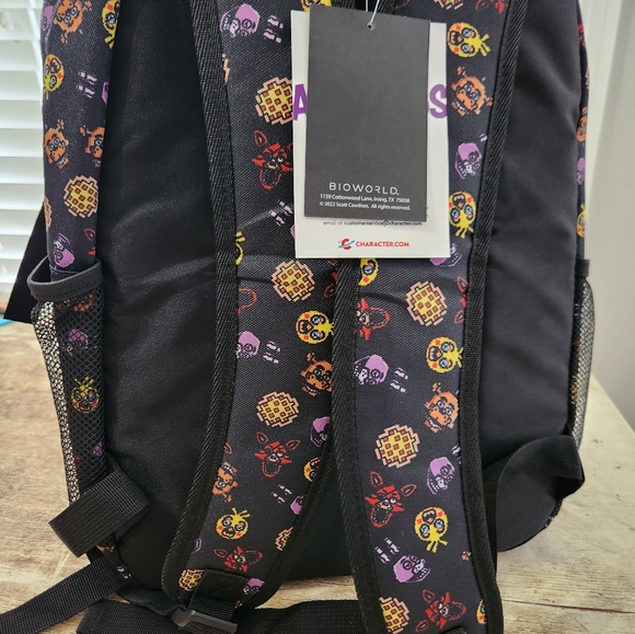 FIVE nights at Freddie's book sack - Picture 8 of 8